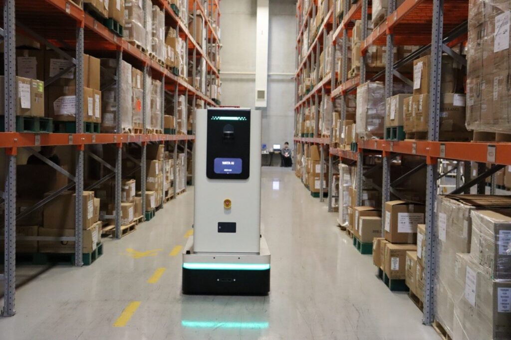 Automatyzacja z głową: AI przejmuje 84% decyzji, ludzie resztę
